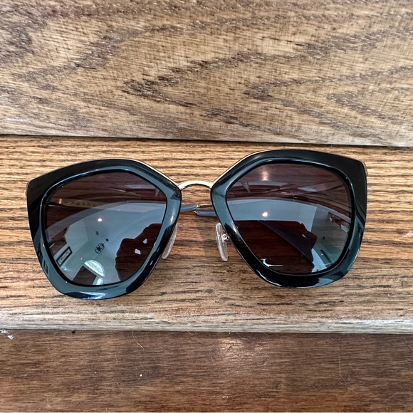 PRADA black and gold sunglasses SRP 53s - Picture 3 of 16
